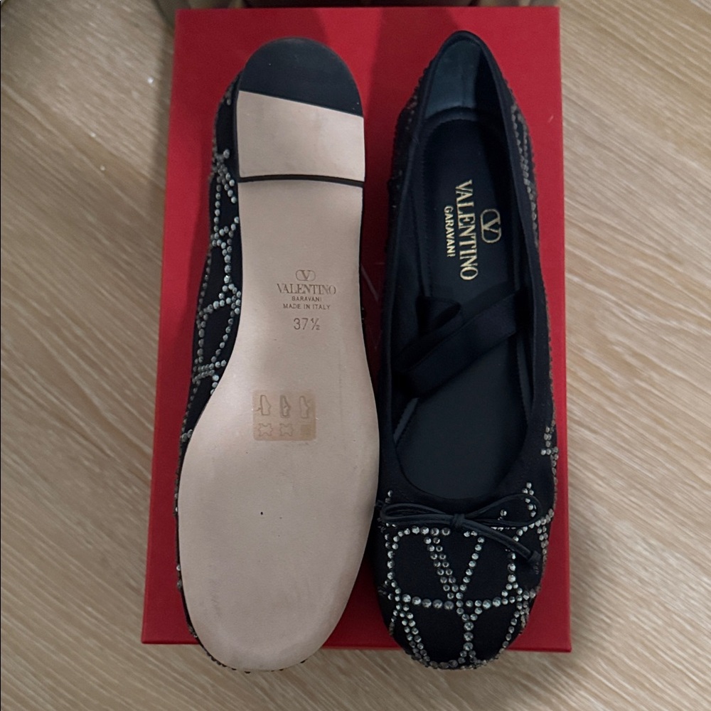 Authentic Valentino Garavani Monogram Flats
